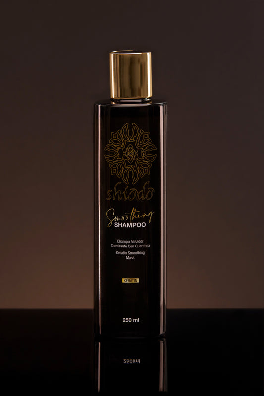 Smoothing Shampoo x 250 ml | KERATIN ANTIFRIZZ